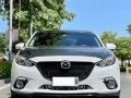 Selling White Mazda 3 2016 in Makati-8