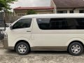 Selling Silver Toyota Grandia 2017 in Quezon City-0