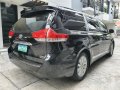 Selling Black Toyota Sienna 2012 in Quezon City-2