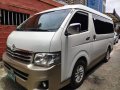 Pearl White Toyota Hiace Super Grandia 2013 for sale in Automatic-5