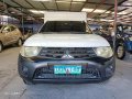 White Mitsubishi L200 2012 for sale in Manual-9