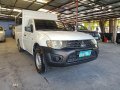 White Mitsubishi L200 2012 for sale in Manual-5