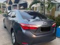 Selling Grey Toyota Corolla Altis 2016 in Quezon City-7