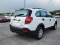 White Chevrolet Captiva 2015 for sale in Pasig-2