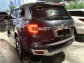 Grey Ford Everest 2018 for sale in Automatic-5