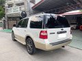 Selling White Ford Expedition 2011 in Bacoor-6