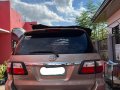 2nd hand 2011 Toyota Fortuner  2.7 G Gas A/T for sale-1
