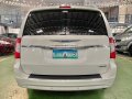 2013 Chrysler Town and Country 3.6L V6 A/T LIMITED 30k Mileage only!-5