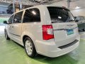 2013 Chrysler Town and Country 3.6L V6 A/T LIMITED 30k Mileage only!-6