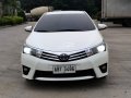 Selling Pearlwhite 2015 Toyota Altis  second hand-0