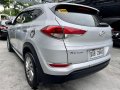 Hyundai Tucson 2017 Gas Automatic-3