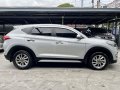 Hyundai Tucson 2017 Gas Automatic-6