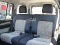 2006 Ford Everest 4x2-10