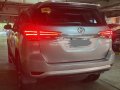 Pre-owned Silver 2016 Toyota Fortuner  2.4 V Diesel 4x2 AT for sale-2