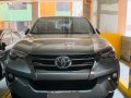 Pre-owned Silver 2016 Toyota Fortuner  2.4 V Diesel 4x2 AT for sale-0