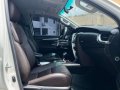 2nd hand 2016 Toyota Fortuner  2.4 V Diesel 4x2 AT for sale in good condition-13