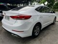 Hyundai Elantra 2018 20K KM Manual-5