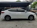 Hyundai Elantra 2018 20K KM Manual-6