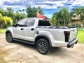 Second hand 2020 Isuzu D-Max 3.0 LS 4x2 MT for sale in good condition-1