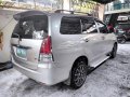 Toyota Innova E 2.5L Automatic  2011 @ 498T  Negotiable Mandaluyong  Area  PHP 498,000-5