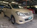 2009 TOYOTA INNOVA 2.0E GAS AUTOMATIC-7