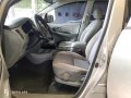 2009 TOYOTA INNOVA 2.0E GAS AUTOMATIC-9