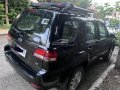 FORD ESCAPE 2012 XLT Top of the Line. Very Good condition-2