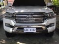 2nd hand 2018 Toyota Land Cruiser Premium 4.5 4x4 White Pearl AT for sale in good condition-1