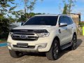Sell used 2016 Ford Everest  Titanium 3.2L 4x4 AT-2