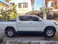 Second hand 2018 Toyota Hilux  2.4 G DSL 4x2 M/T for sale in good condition-4