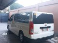 2021 Toyota Hiace Commuter Deluxe 2.8 M/T-4