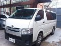 2021 Toyota Hiace Commuter 3.0 M/T-2