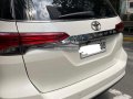 Second hand White 2017 Toyota Fortuner 2.4 V Pearl Diesel 4x2 AT for sale-2