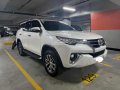Second hand White 2017 Toyota Fortuner 2.4 V Pearl Diesel 4x2 AT for sale-0