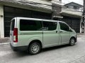 2020 Hiace Commuter Deluxe M/T-4