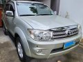 Pre-owned Silver 2011 Toyota Fortuner  2.4 G Diesel 4x2 AT for sale-0
