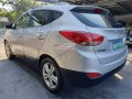 Hyundai Tucson 2012 2.0 CRDI 4WD Diesel Automatic-3