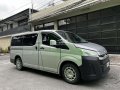 2020 Toyota Hiace Commuter Deluxe 3.0-1
