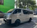 Toyota Hiace Commuter 3.0 Engine silver-6