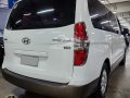 2009 Hyundai Grand Starex 2.5L GL DSL AT 2-tone Well-maintained-9