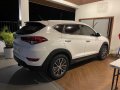 2016 Tucson 2.0 GL 6AT PREMIUM MODEL, 18R Mags, Fog Lamps, Leather seats, +OGP HITCH receiver-2