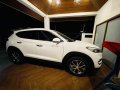 2016 Tucson 2.0 GL 6AT PREMIUM MODEL, 18R Mags, Fog Lamps, Leather seats, +OGP HITCH receiver-1