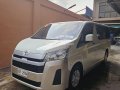 2021 Toyota Hiace Commuter Deluxe 2.8 MT Manual Diesel-2