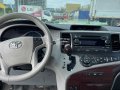 2013 Toyota Sienna XLE A/T-6