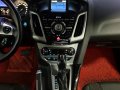 2013 Ford Focus 2.0L S AT Hatchback Top of the Line-17