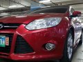 2013 Ford Focus 2.0L S AT Hatchback Top of the Line-3