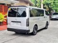 Toyota Hi Ace Commuter 3.0L 2016 mt-3