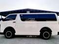 Well kept 2020 Toyota Hiace  Commuter 3.0 M/T for sale in good condition-3