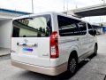 Sell second hand 2021 Toyota Hiace  GL Grandia 3.0 M/T 2-Tone-6