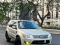 2009 Ford Escape XLS  Php 298,000.00-3
